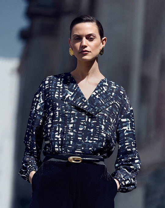 Burda Schnittmuster 5597 – Damen Blusen mit asymmetrischem Verschluss