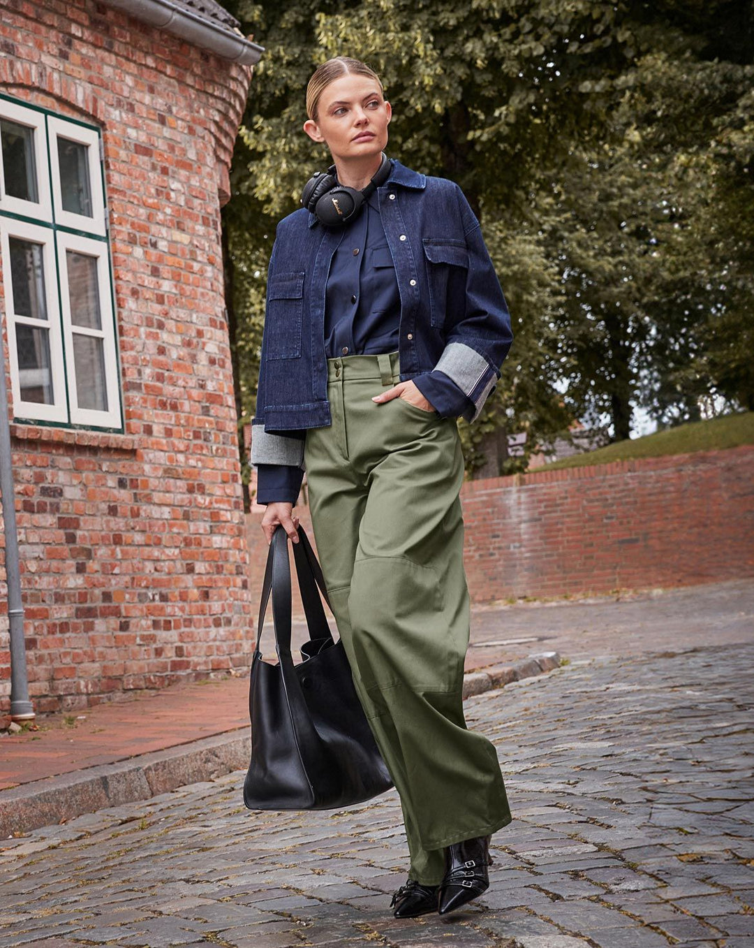 Burda Schnittmuster 5603 – Damen Barrel Hose & Curved-Leg-Hose