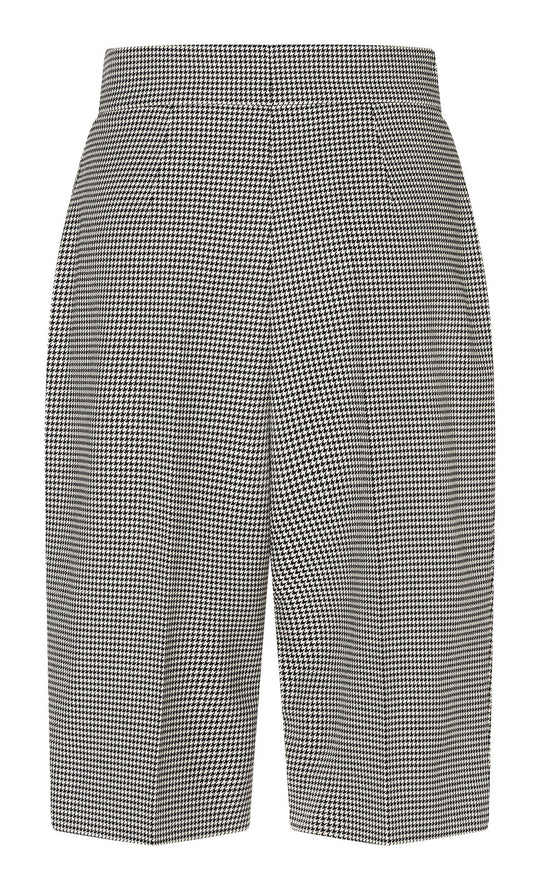 Burda Schnittmuster 5626 – Damen Bundfaltenhose & Bermudashorts