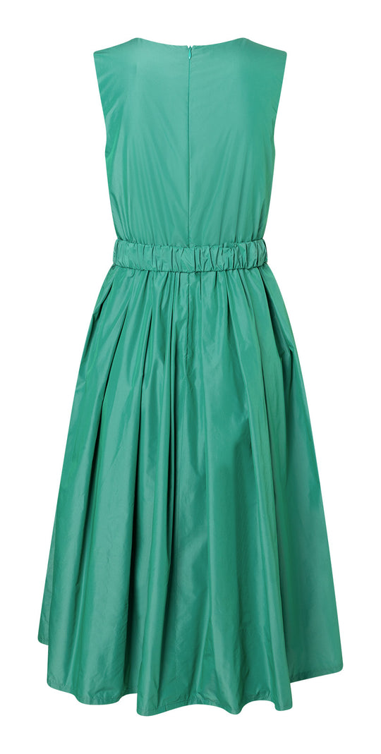 Burda Schnittmuster 5668 – Damen Midi-Kleider mit Retro-Charme