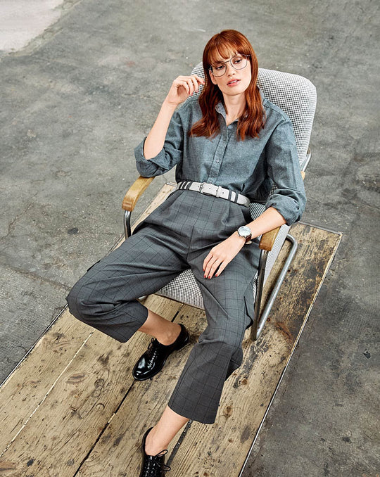 Burda Sewing Pattern 5699 – Women's Trousers with Pockets (2 easy variations)