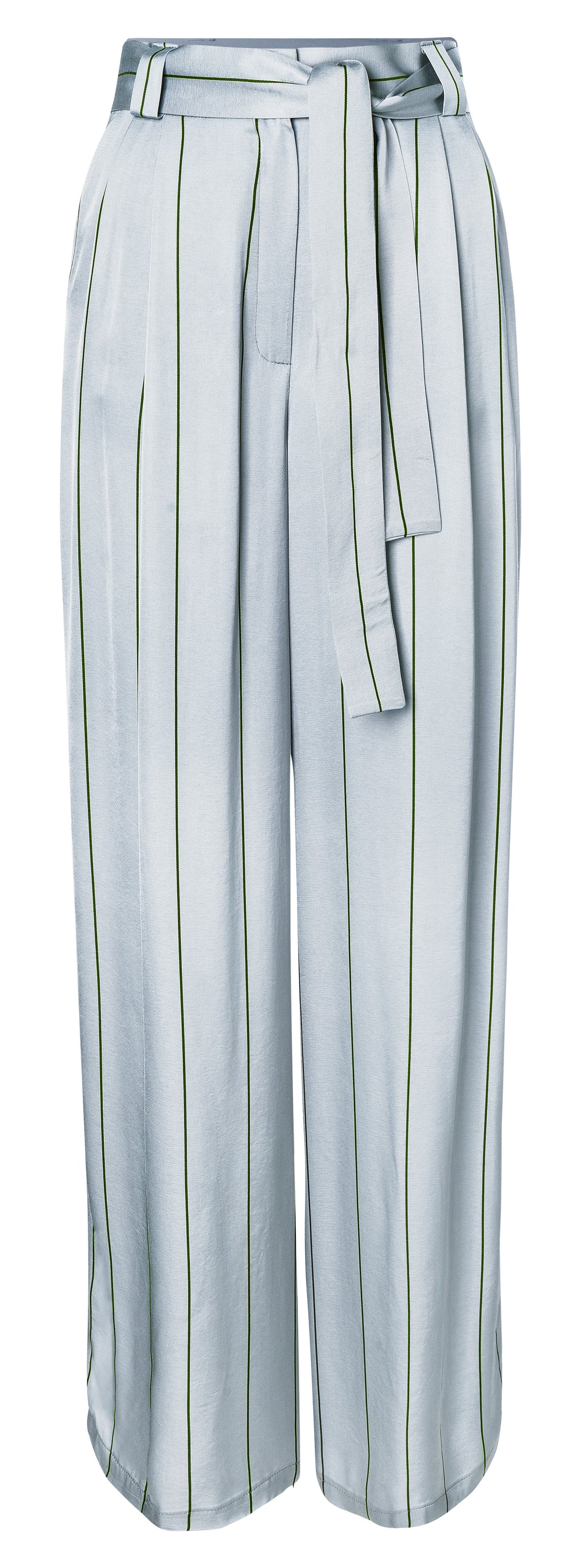 Burda Schnittmuster 5718 Damen Marlenehose mit Hüftpassentaschen & Shorts mit tiefen Taschen