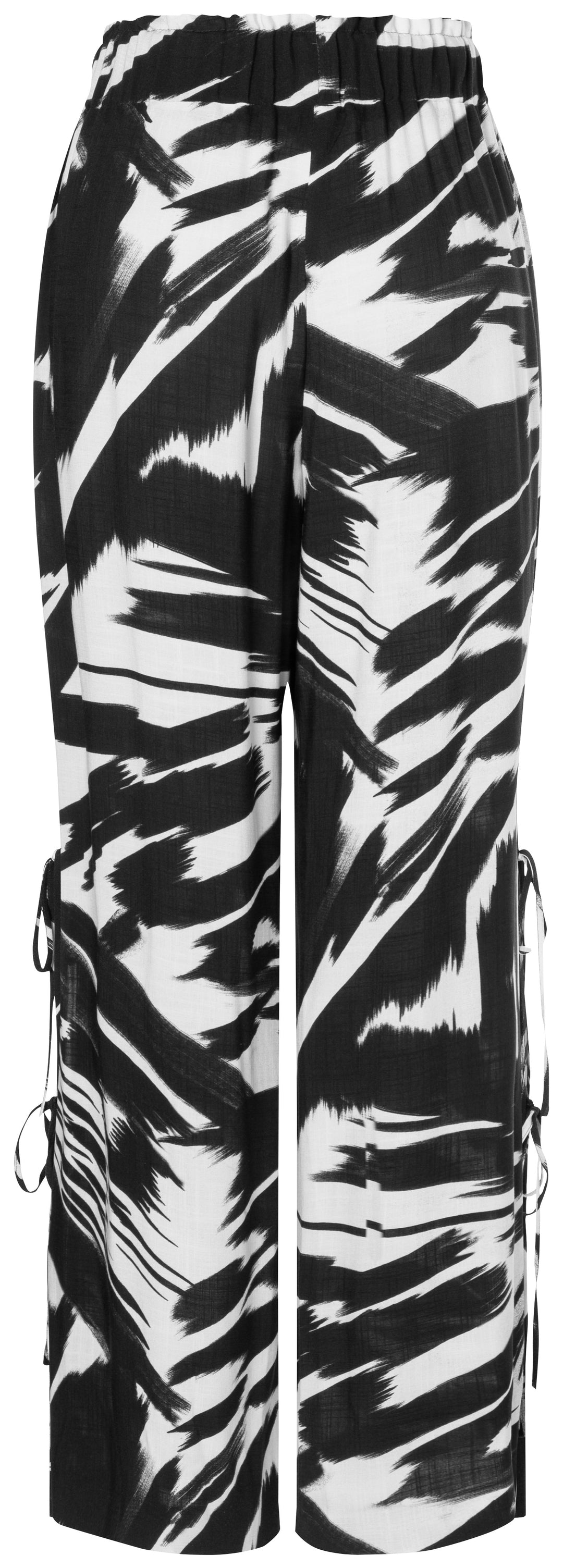 Burda Schnittmuster 5743 Damen Hosen mit hohen Seitenschlitzen, Bindeband & Cargo-Pants mit XL-Taschen und Streifenband