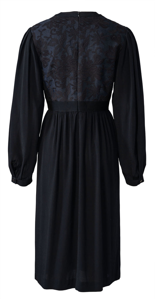 Burda Schnittmuster 5784 Kleid