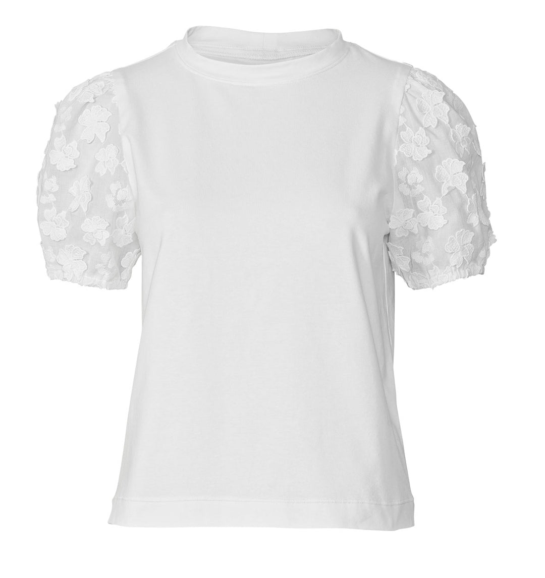 5809-B-Still-001