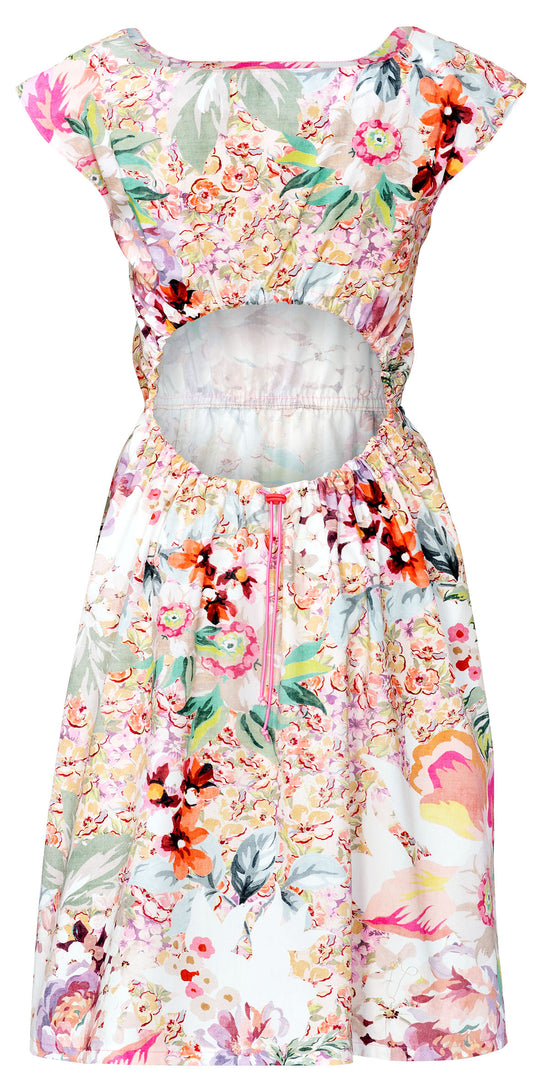 5889-B-Still-002