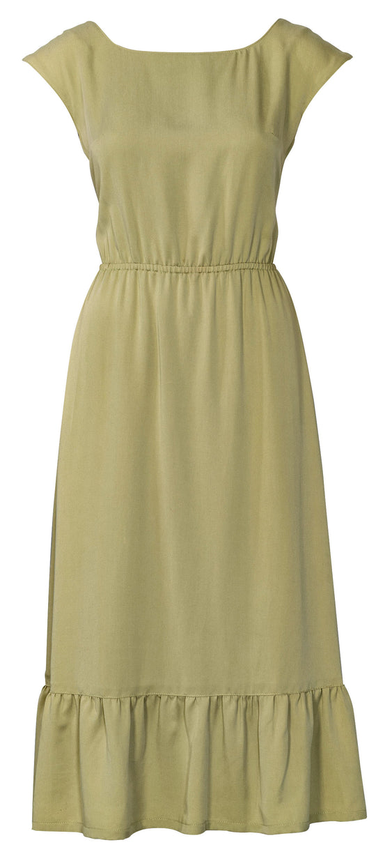 5889-C-Still-001