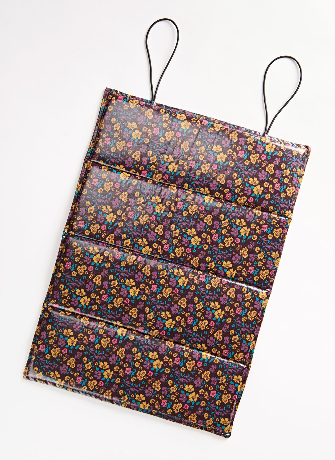 5909-C-Still-001