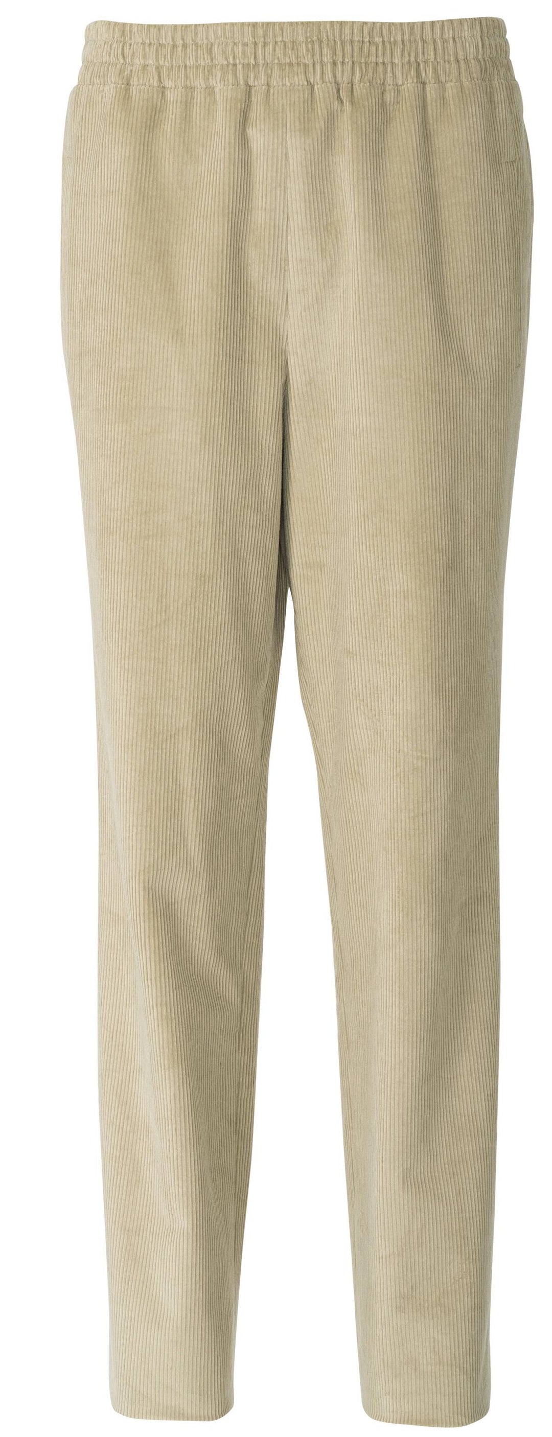 5955-C-Still-00111