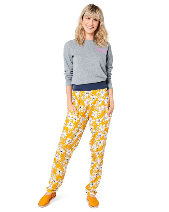 Burda Schnittmuster 6124 – Damen Hose mit breitem Bündchen