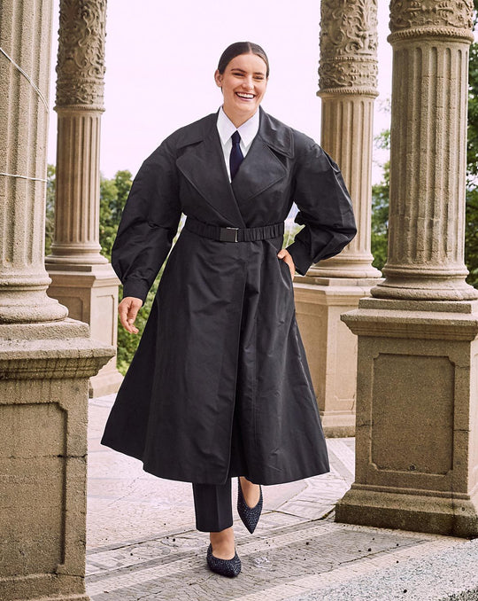 Burda Schnittmuster 5683 – Damen Mäntel mit XL-Kragen & Statement-Silhouette