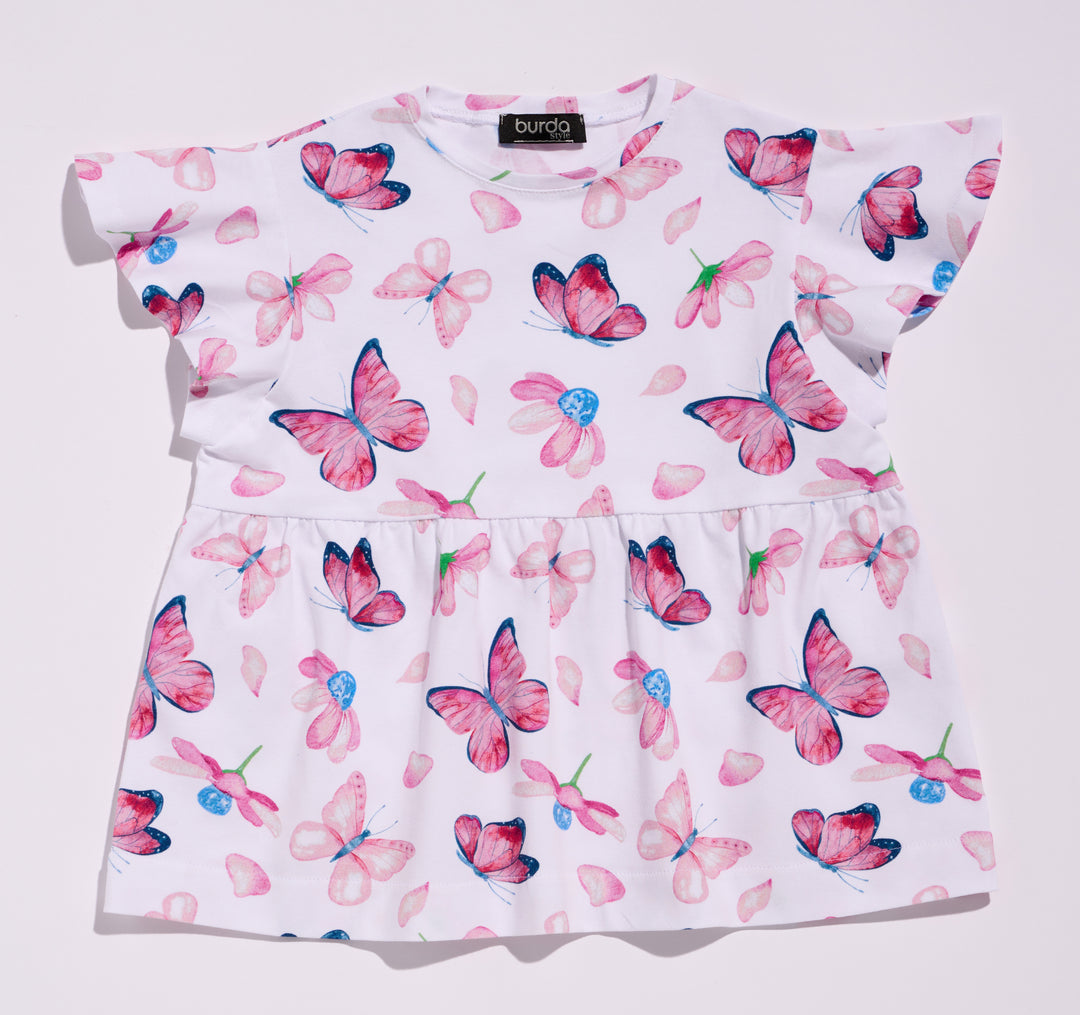 Burda Schnittmuster 9205 Mädchen Shirts mit Taschen, Rüschen und Flügelärmeln