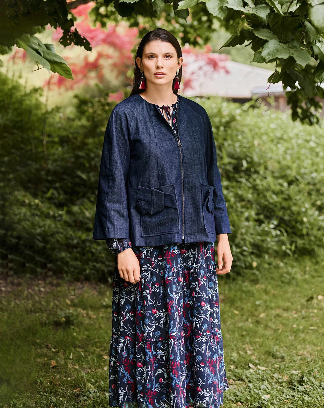 Burda Schnittmuster 5695 – Damen Jacken mit großen Taschen (2 easy Varianten)