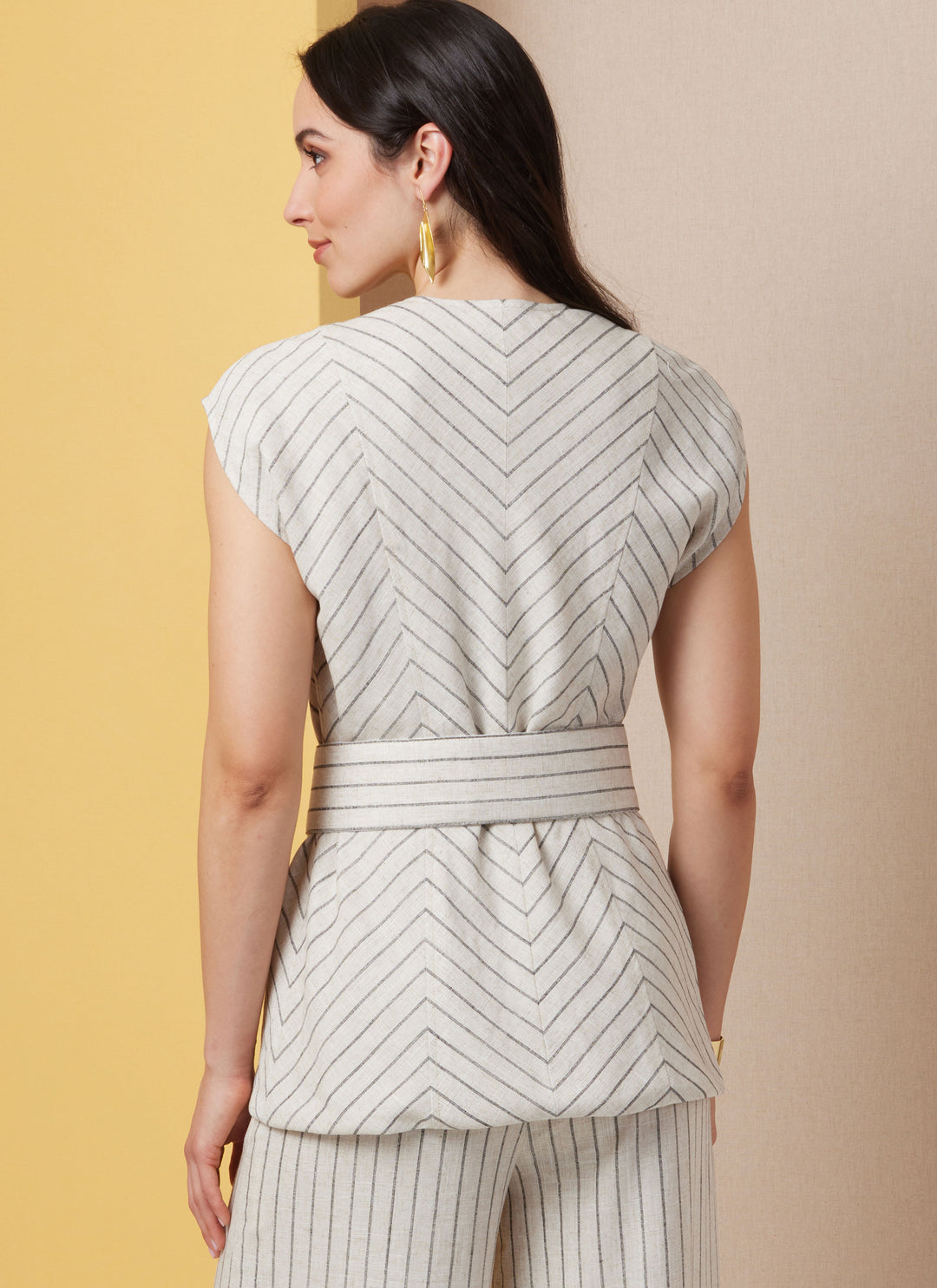 Butterick Schnittmuster  B7028 Damen Top mit Gürtel und Hose