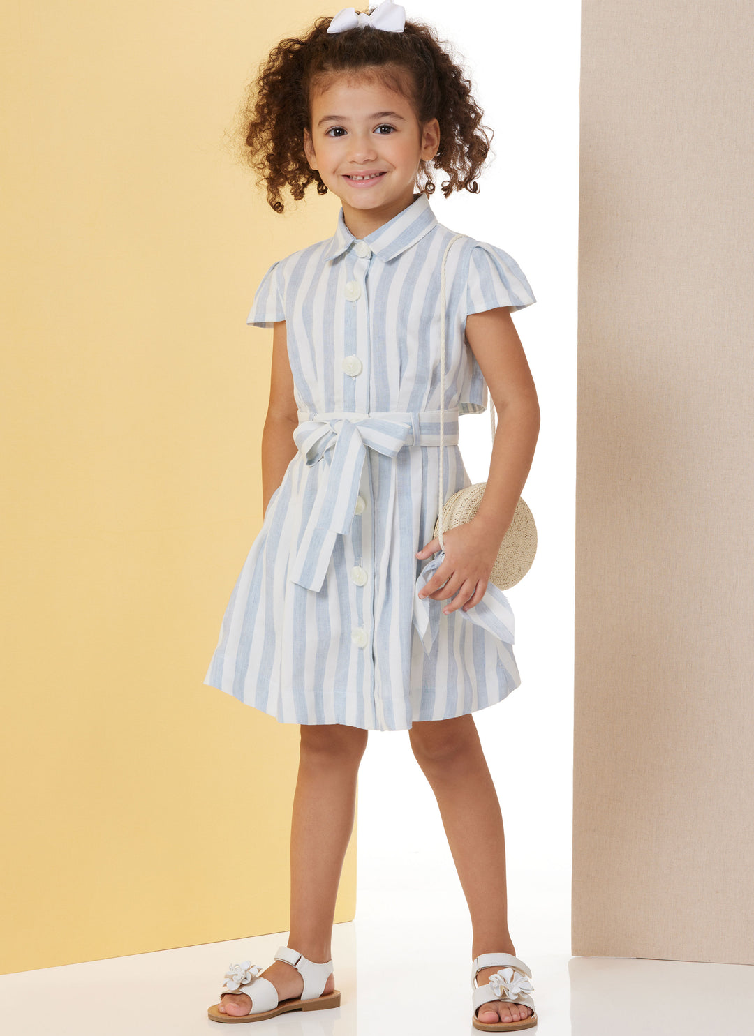 Butterick Schnittmuster  B7033 Kinder Kleid mit Ärmelvariationen und Bindegürtel