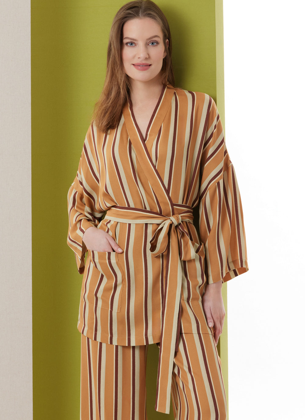 Butterick Schnittmuster B7047 Bademantel für Damen in zwei Längen und Hose
