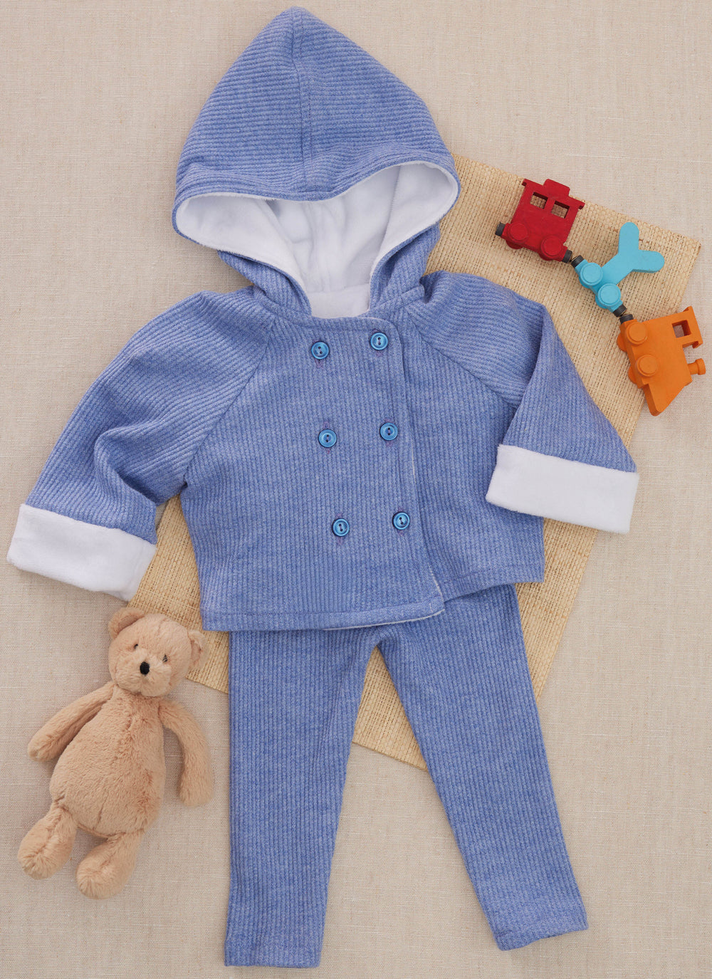 Butterick Schnittmuster B7066 – Babyjacke mit Kapuze & Leggings
