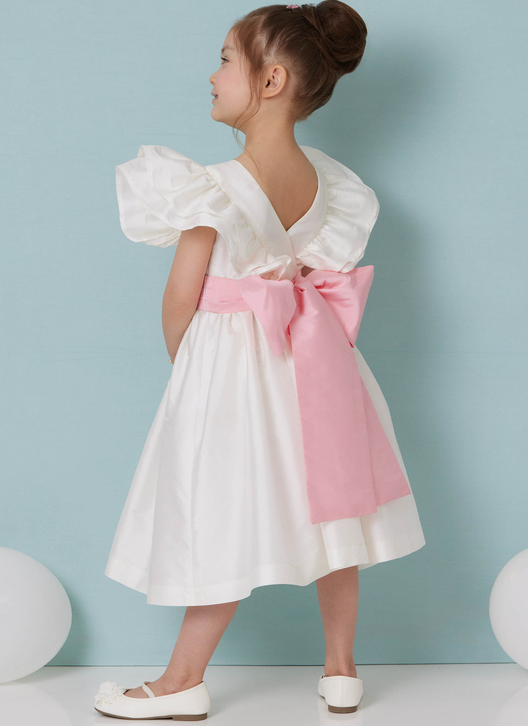 Butterick Schnittmuster B7088 – Kinderkleid in zwei Längen mit Schleife