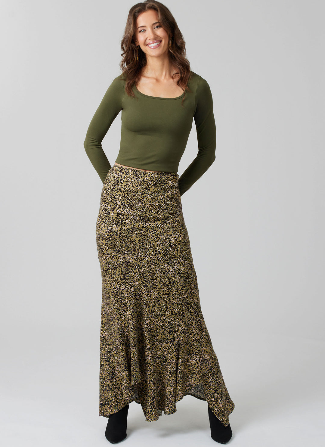 McCalls Schnittmuster M8608 Damenrock mit asymmetrischem Saum