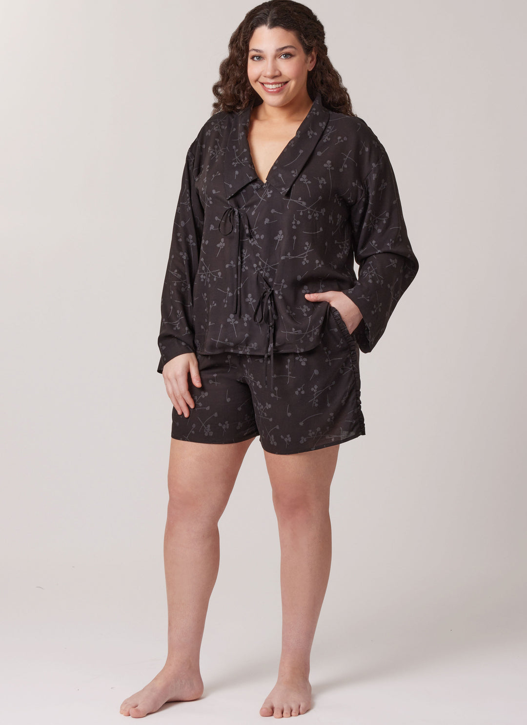 McCall’s Schnittmuster M8612 – Damen-Pyjama mit Shorts & Hose – lässig, feminin & bequem