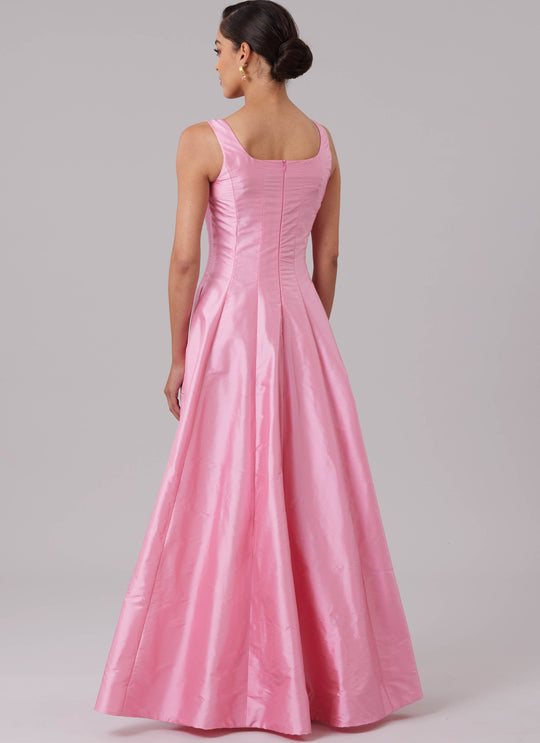 McCalls Schnittmuster M8627 – Damen Festkleid in zwei Längen