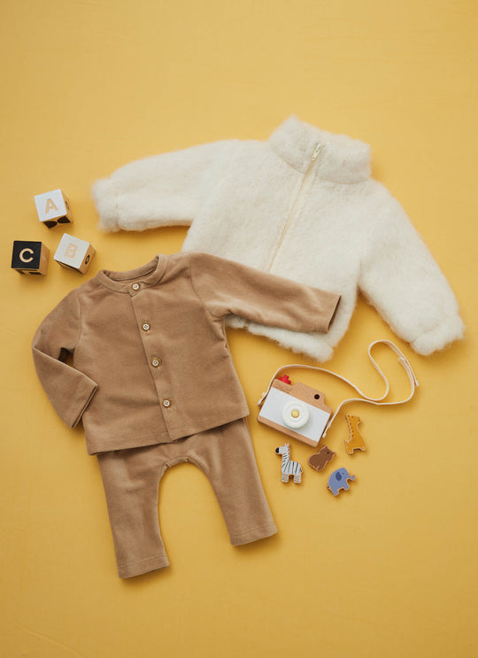 McCalls Schnittmuster M8640 – Babyjacke, Oberteil & Hose