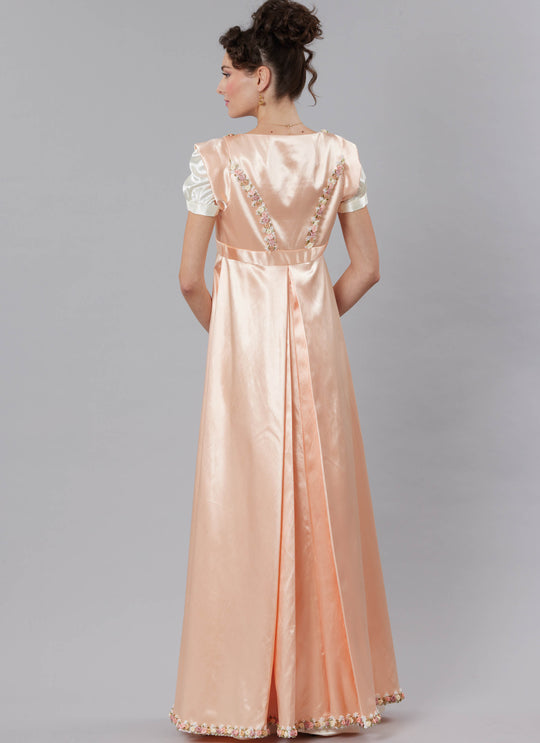 McCall's M8648 – Regency-Mantel & offene Robe für Damen
