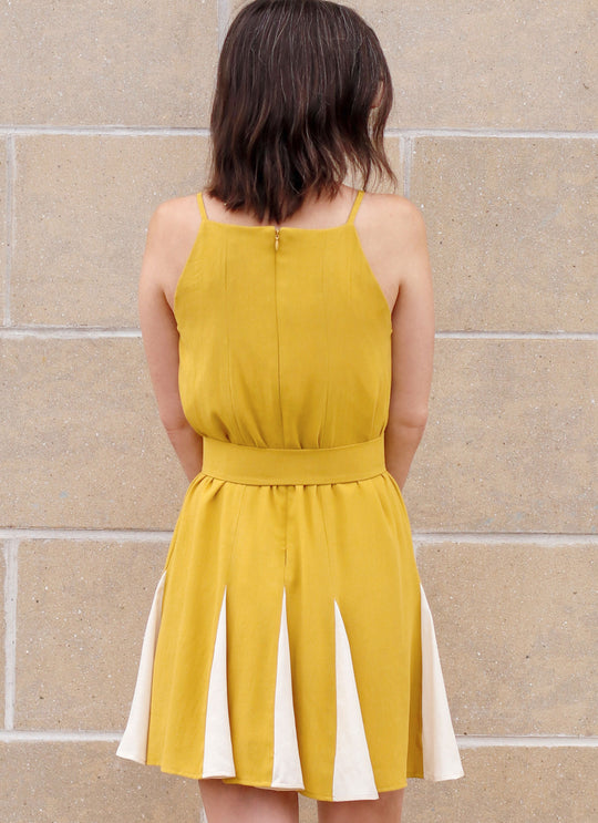 Know Me Schnittmuster ME2112 Damen Kleid in zwei Längen mit Gürtel von Holly Darling