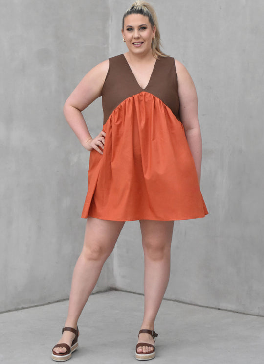Know Me Schnittmuster ME2120 Kleid für Damen mit Ärmel- und Längenvariationen von Alisha Grace