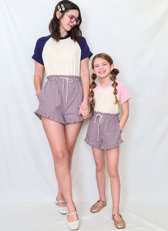 Know Me Schnittmuster ME2123 T-Shirt und Shorts für Mädchen und Damen von Holly Darling