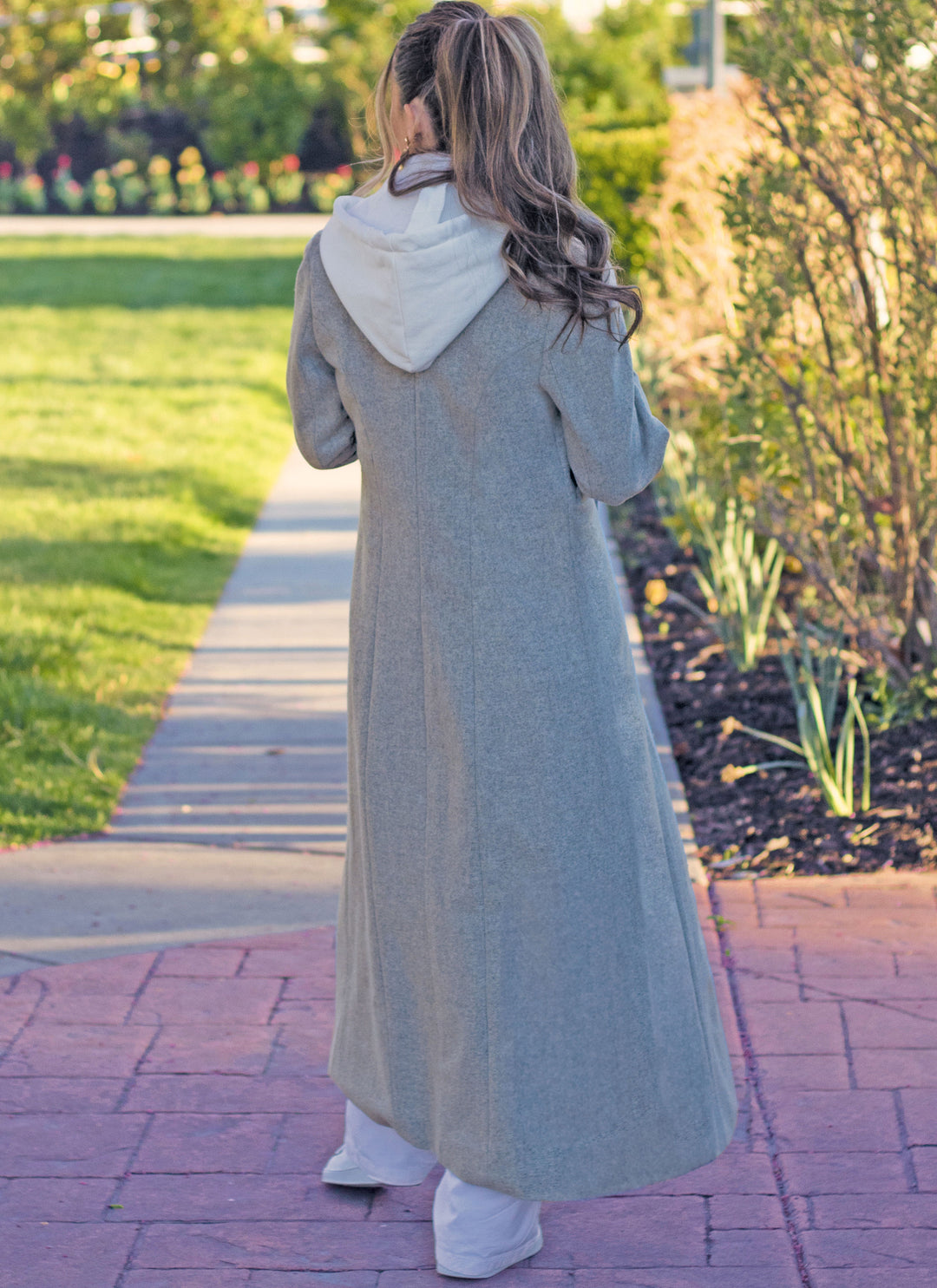 KnowMe Schnittmuster ME2139 Damenmantel und Kapuzen-Einsatz von Stitch Fitz