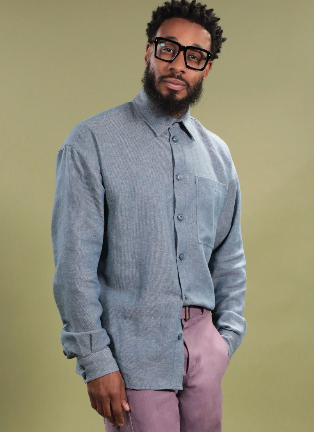 KnowMe Schnittmuster ME2142 Herrenhemd und Jeans mit Gürtel von Norris Dánta Ford