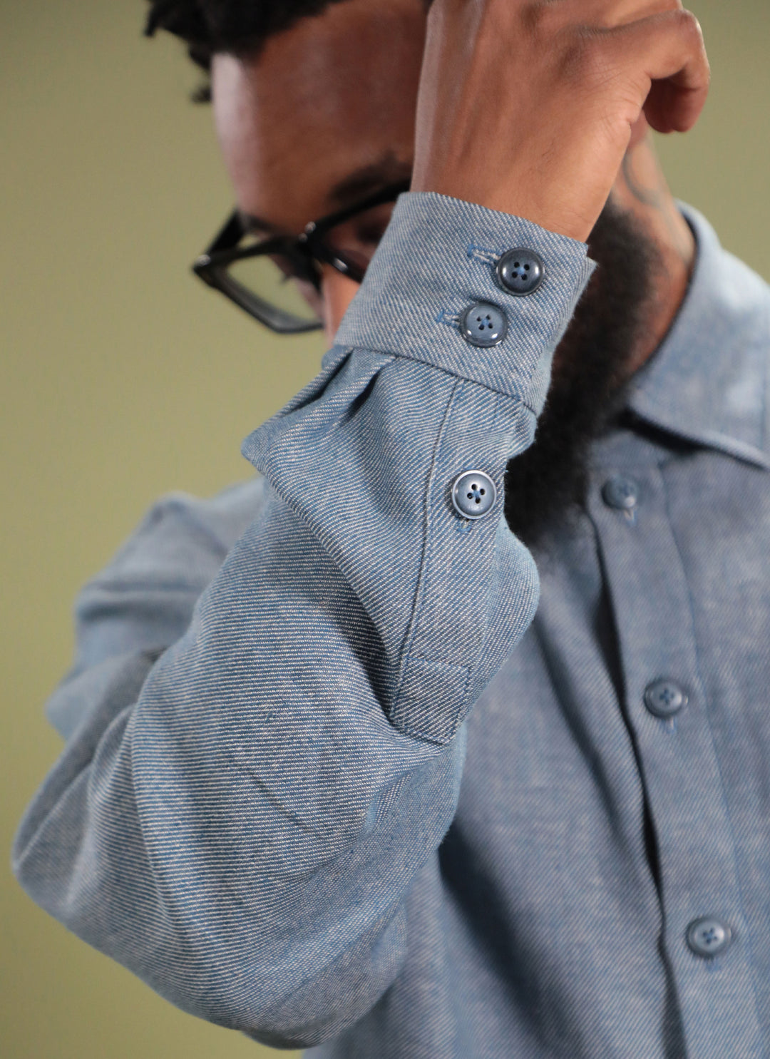 KnowMe Schnittmuster ME2142 Herrenhemd und Jeans mit Gürtel von Norris Dánta Ford