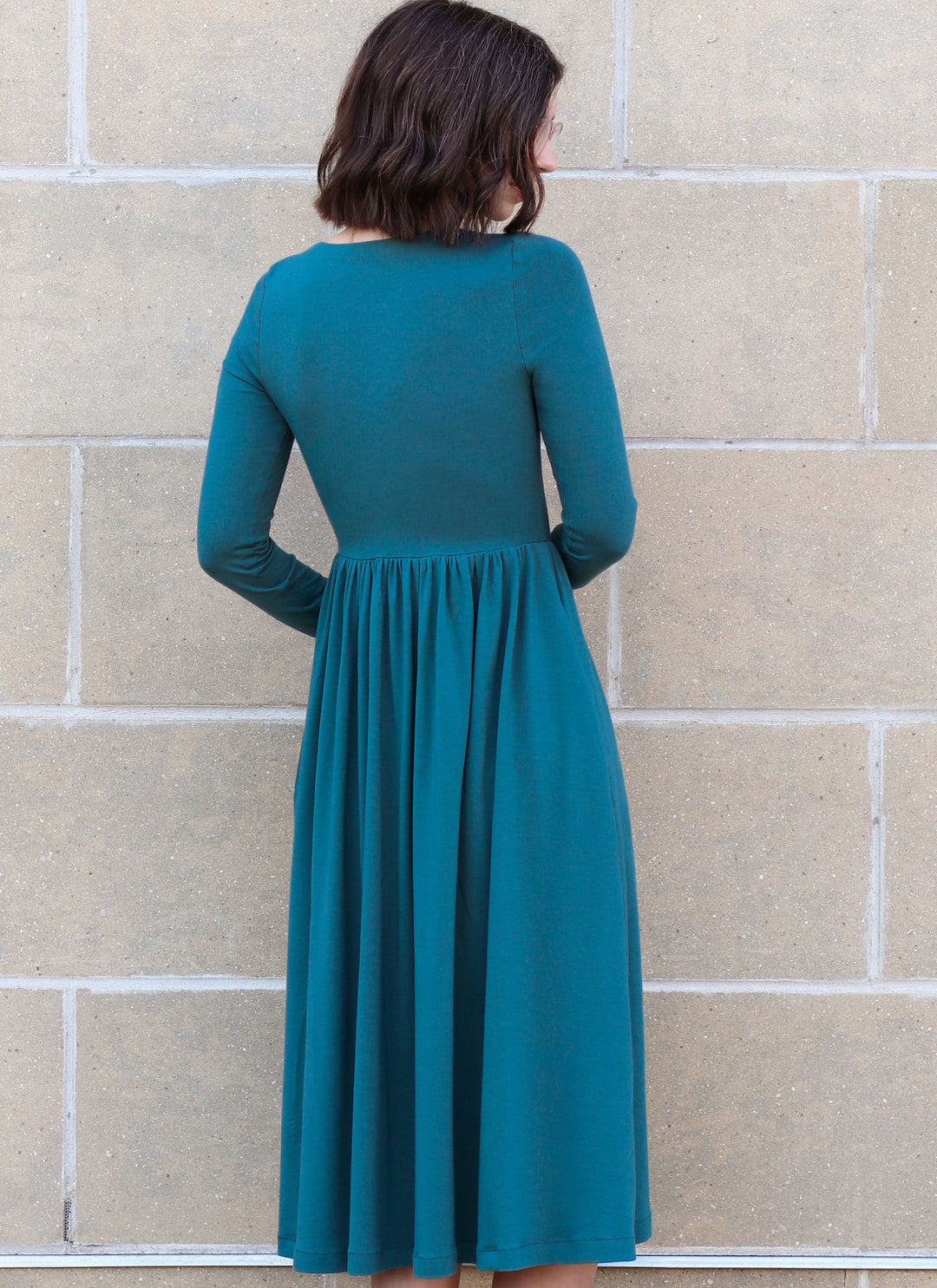 KnowMe Schnittmuster ME2145 Strickkleider für Damen von Holly Darling