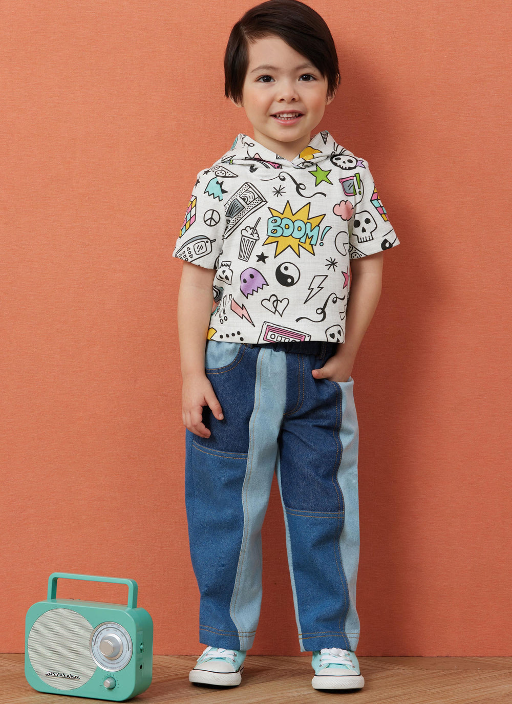 Simplicity Schnittmuster S3013 – Kapuzen-T-Shirt & Jeans für Kleinkinder