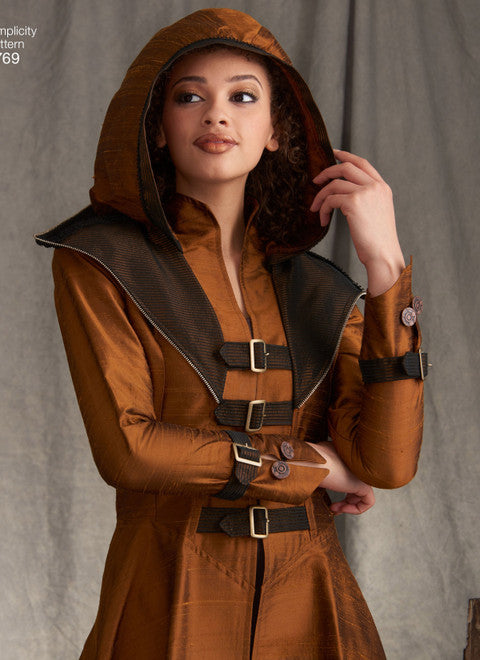 Simplicity Schnittmuster S8769 – Damen Militär-Cosplay-Mantel mit Kapuze, Revers & Verzierungen