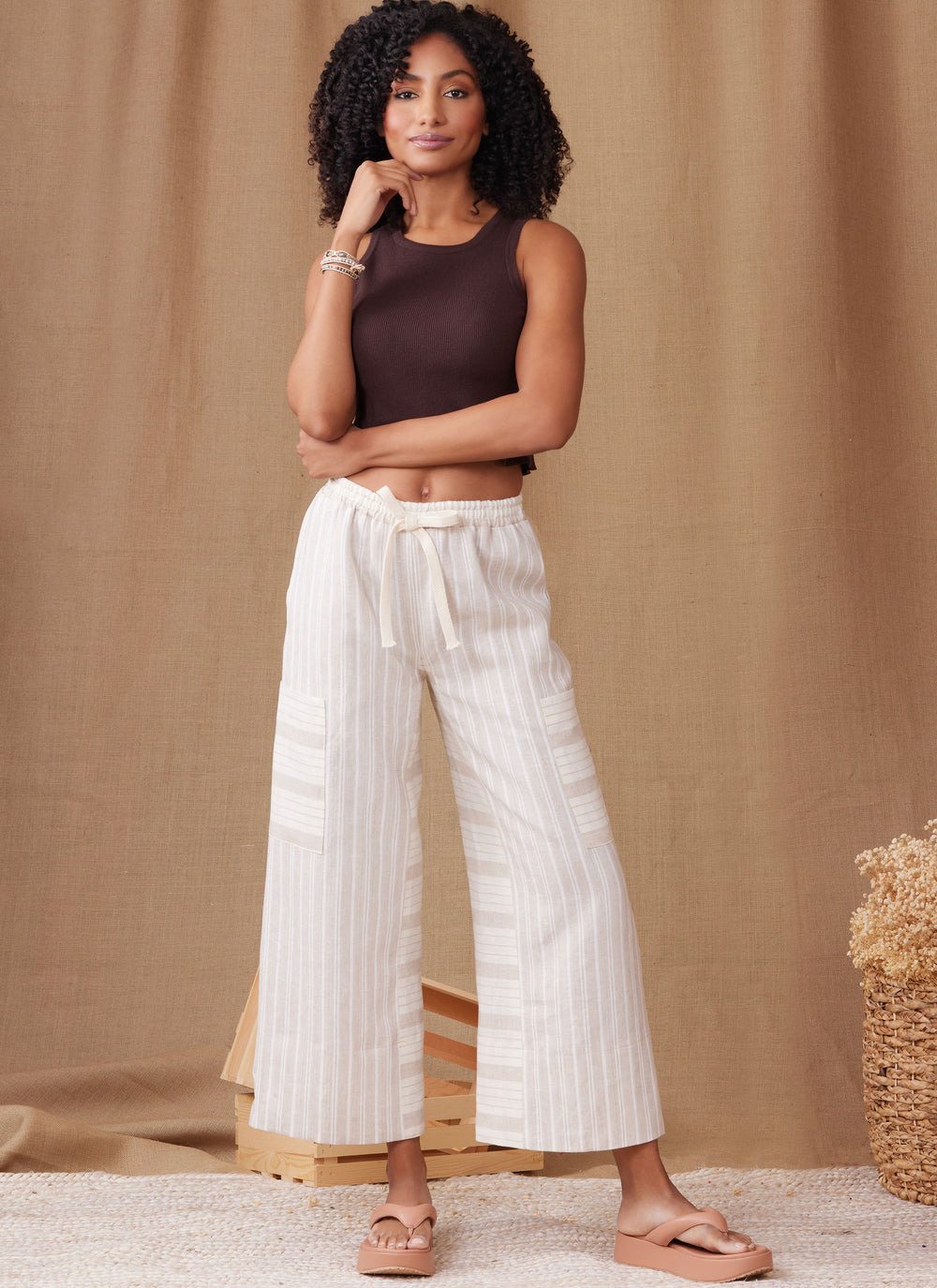 Simplicity Schnittmuster S9956 Damen Cargohose und Shorts mit weitem Bein