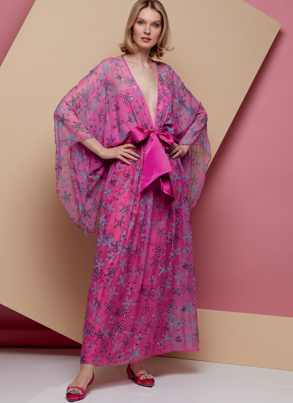 Vogue Schnittmuster V1627 Damenkleid im Kimono-Stil von Zandra Rhodes