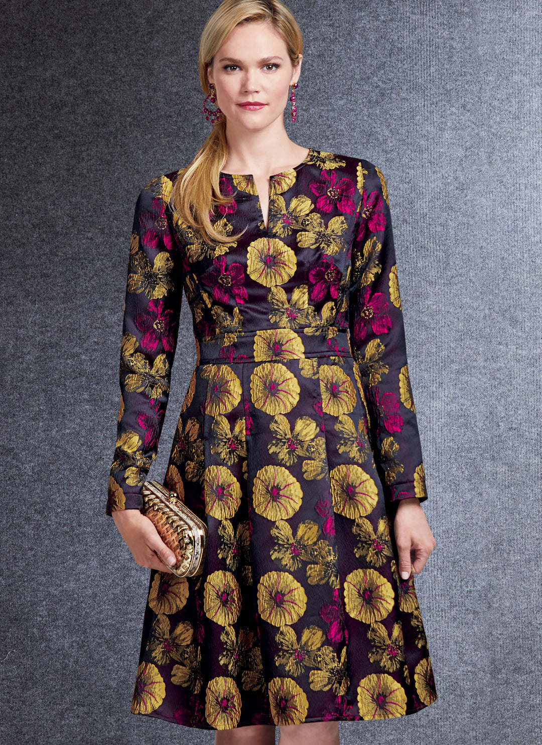 Vogue Schnittmuster V1737 Damen tailliertes Kleid