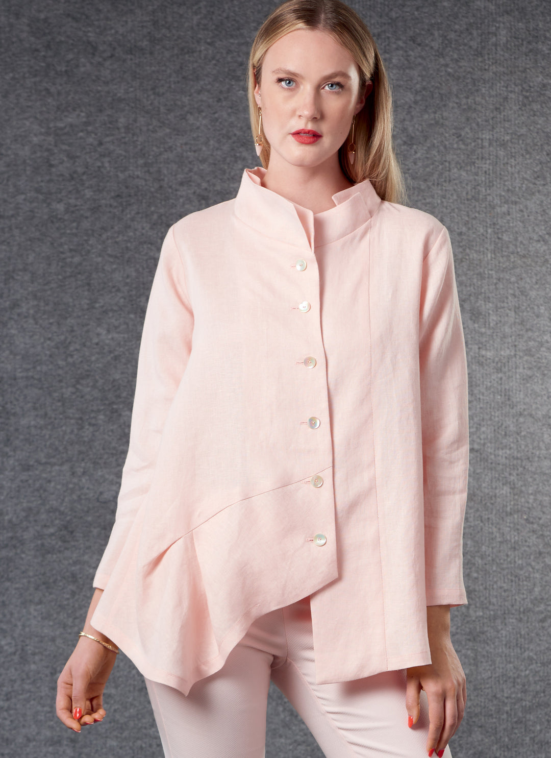 Vogue Schnittmuster V1784 – Damen Shirts von Marcy Tilton