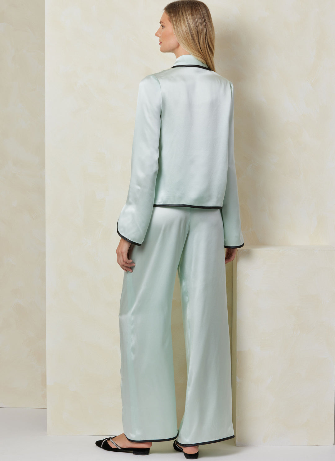 Vogue Schnittmuster V2099 Damen Schlafanzug