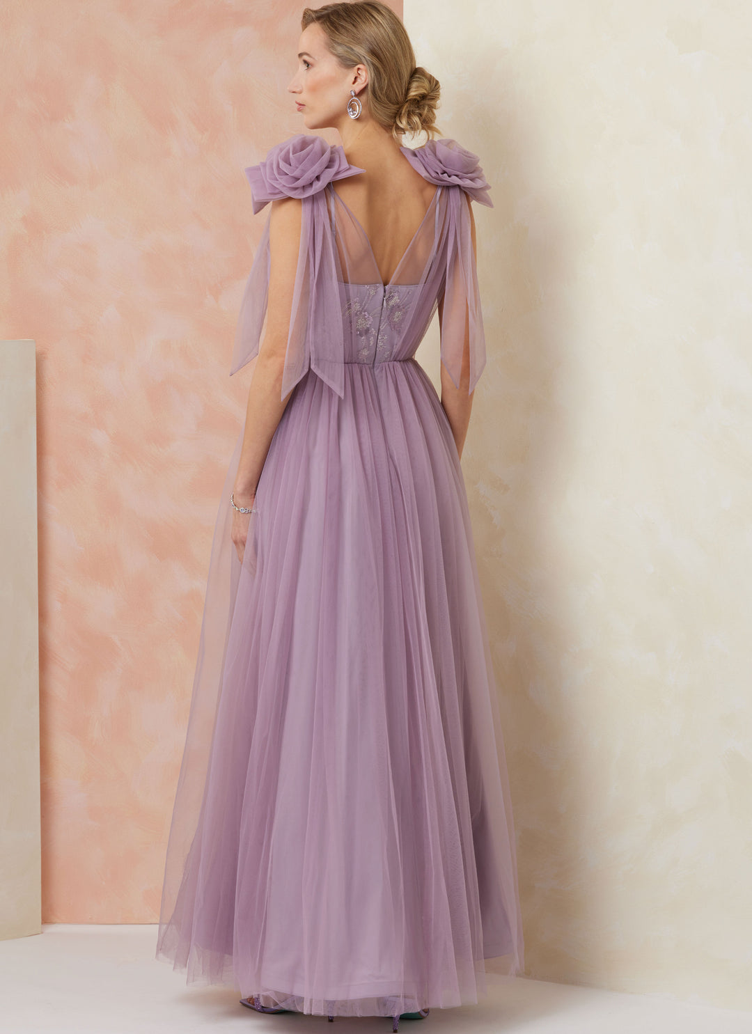 Vogue Schnittmuster  V2108 Damen Kleid von Badgley Mischka