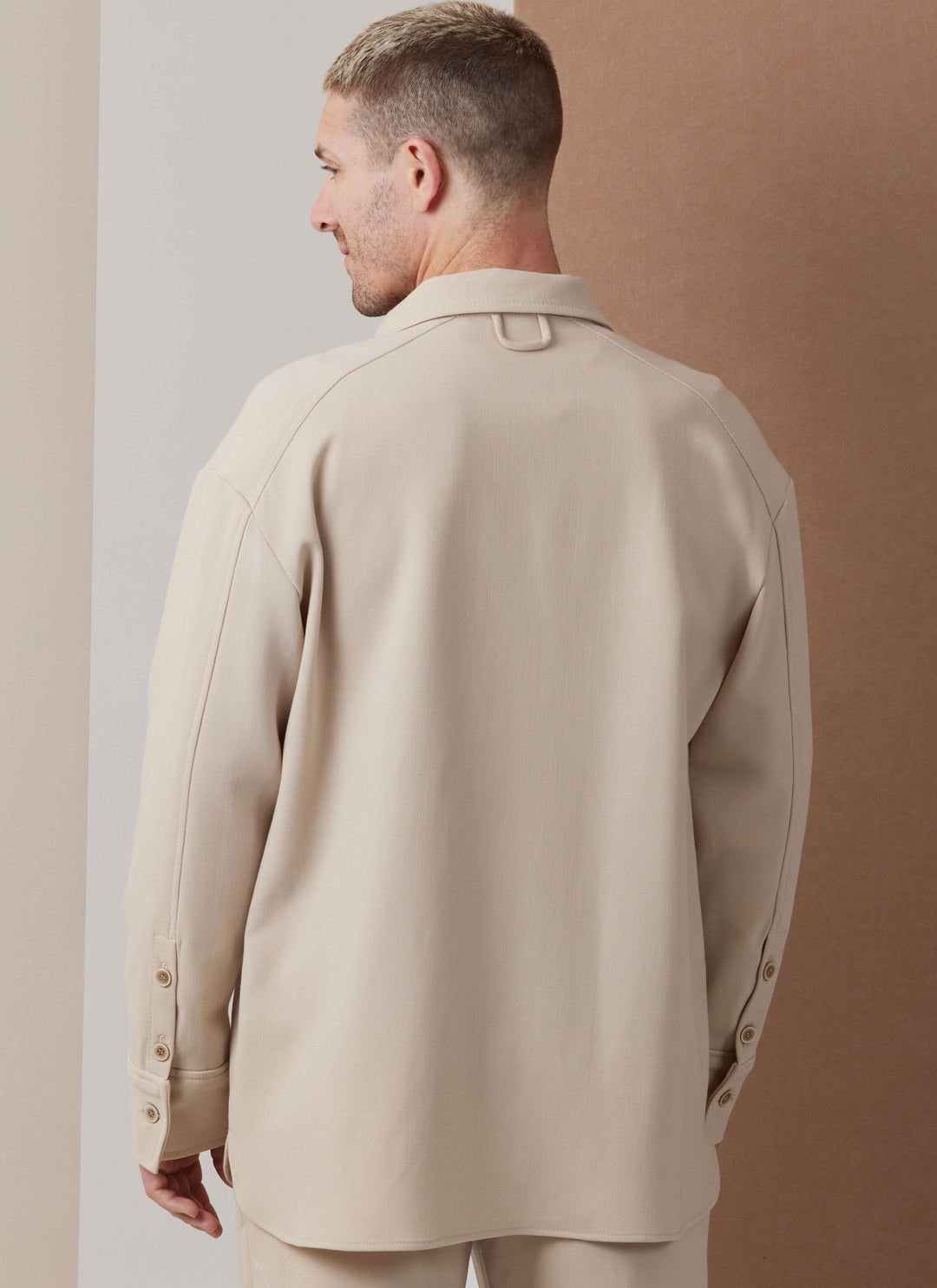 Vogue Schnittmuster V2142 Herrenhemd und Hose