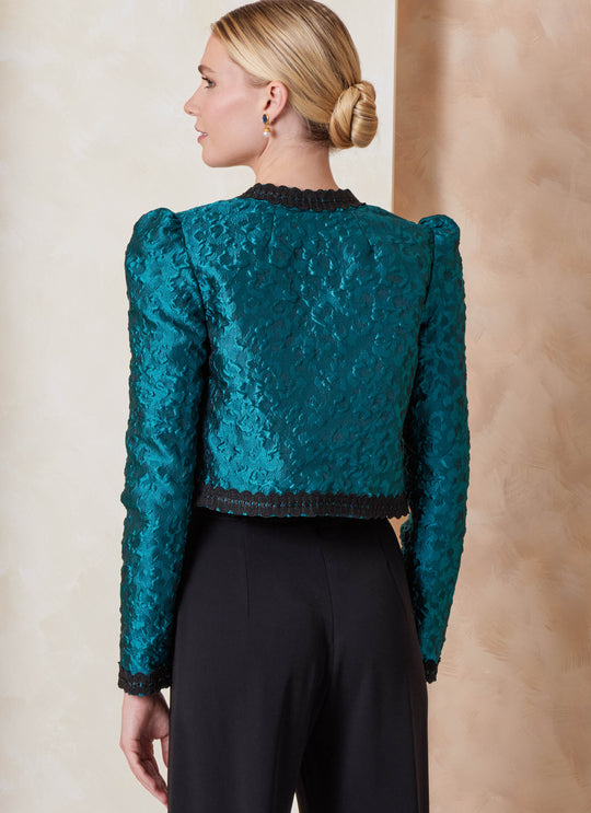 Vogue Schnittmuster V2160 – Damen Jacke mit Ausschnitt- & Taschenvarianten