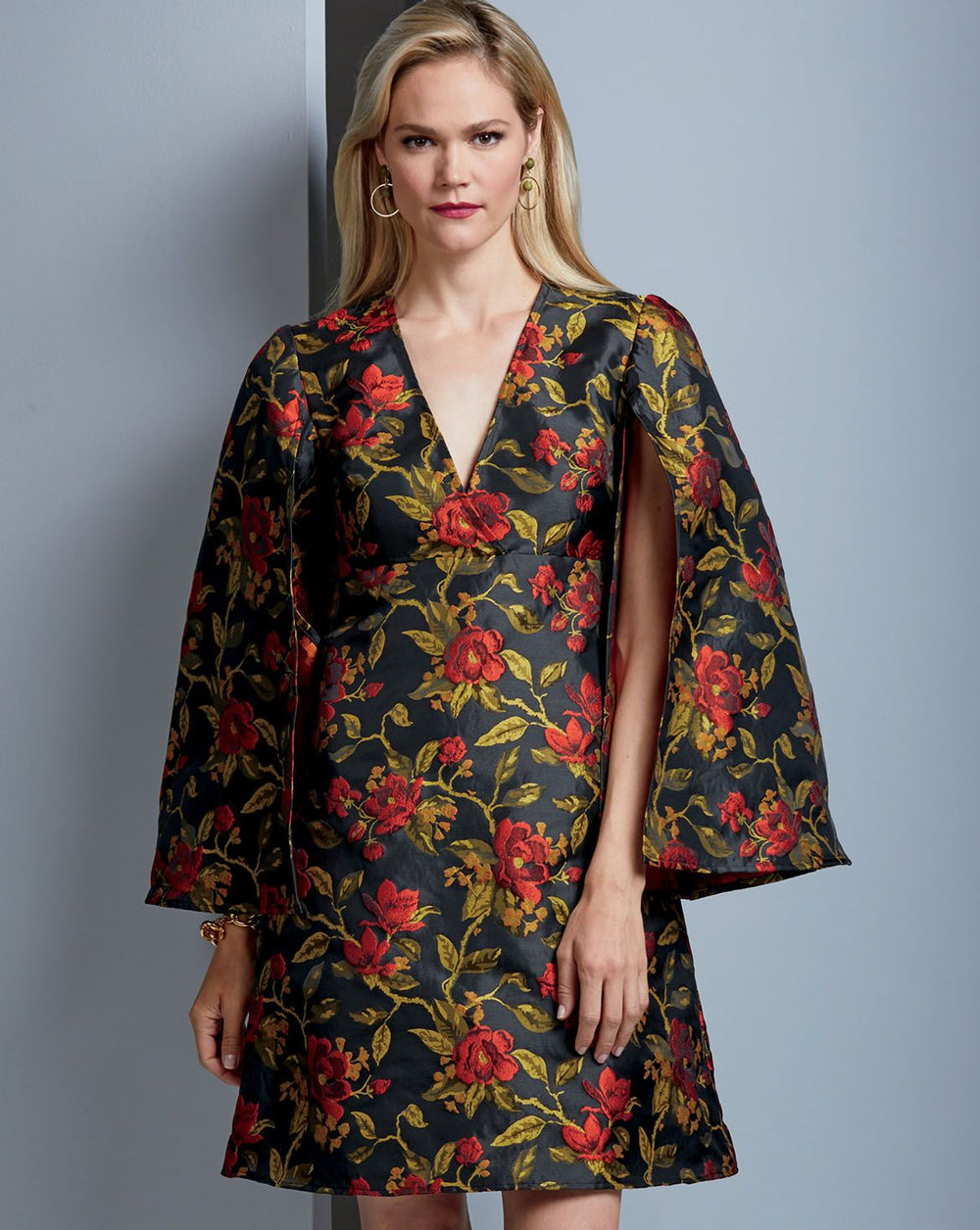 Vogue Schnittmuster V9344 – Damen Kleid mit Kontrastdetails